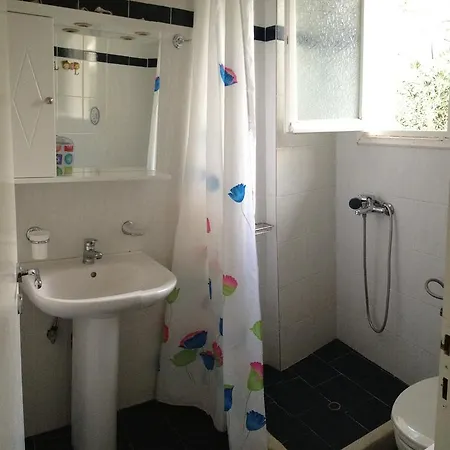 View * Áyios Nikítas